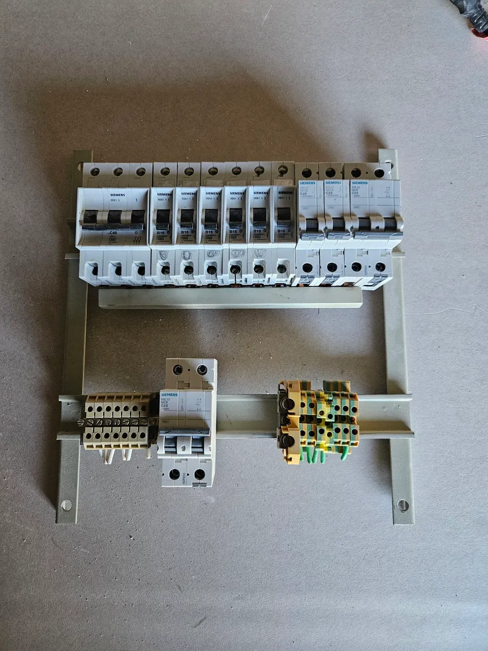 Quadro de distribuição elétrica Siemens