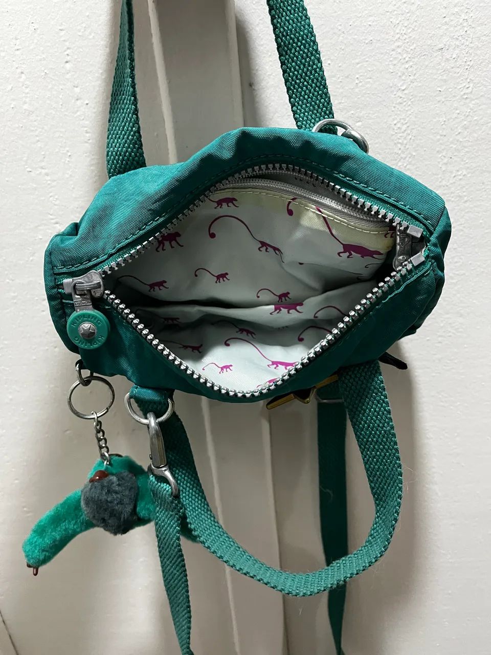 Bolsa Kipling mini verde original. - Foto 3