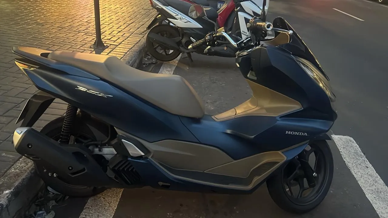 HONDA PCX 160 DLX ABS