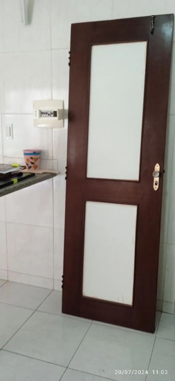 Porta de madeira com portal - Foto 2