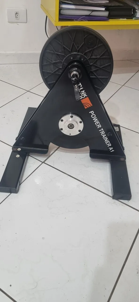 Rolo de Treino Think Fitness Power Trainer A1