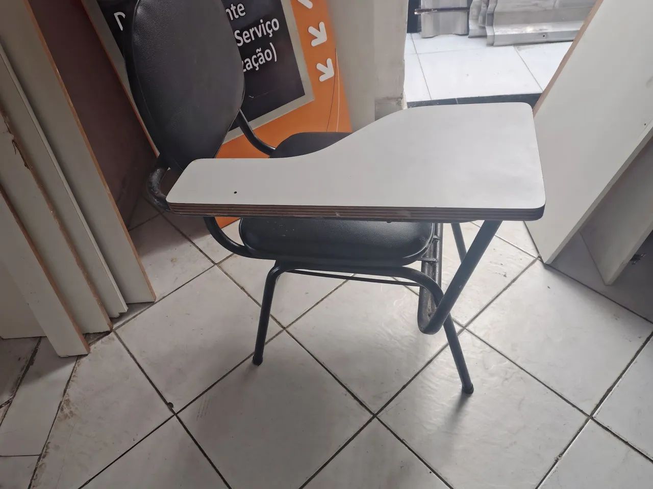 Cadeiras para escola 64842814868993123