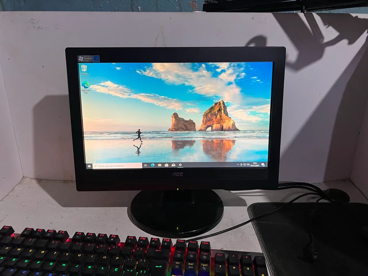 Monitor AOC 15,6 Polegadas PERFEITO!!!64264604406531121