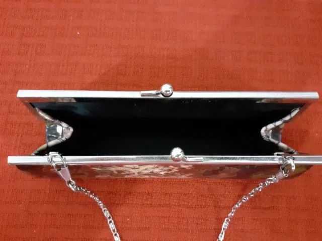 Bolsa de mão com fecho de metal - Foto 3