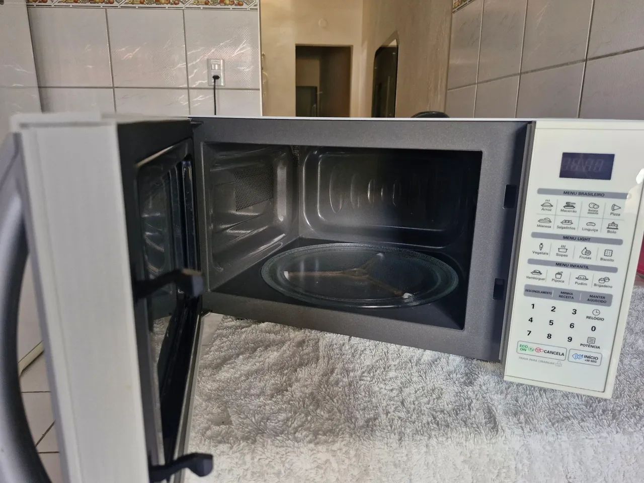 Microondas LG EASY CLEAN 30L - Foto 3