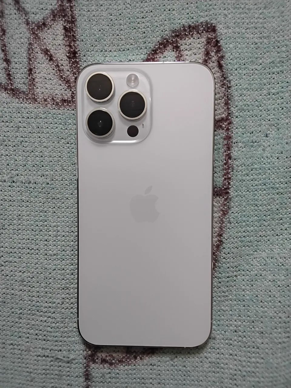iPhone 14 Pro Max (256GB) Prateado - Foto 2