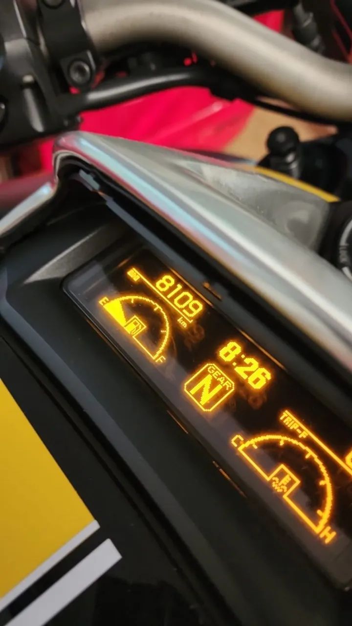 YAMAHA VMAX 1700 - Foto 2