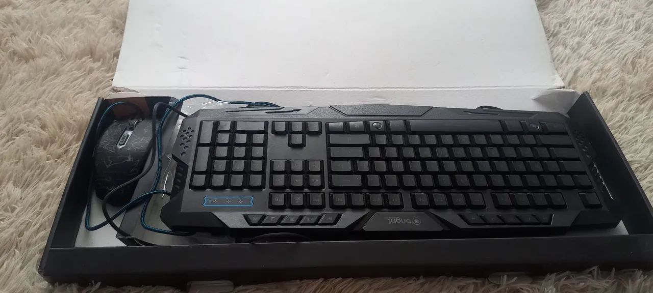 Monitor AOC 18,5 + Teclado e Mouse - Foto 2