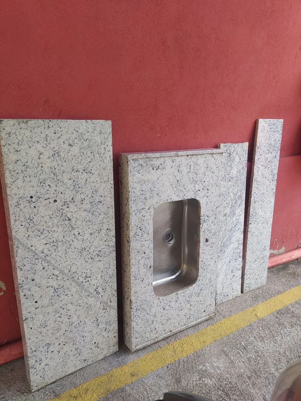 Pia de granito Branco Dallas 