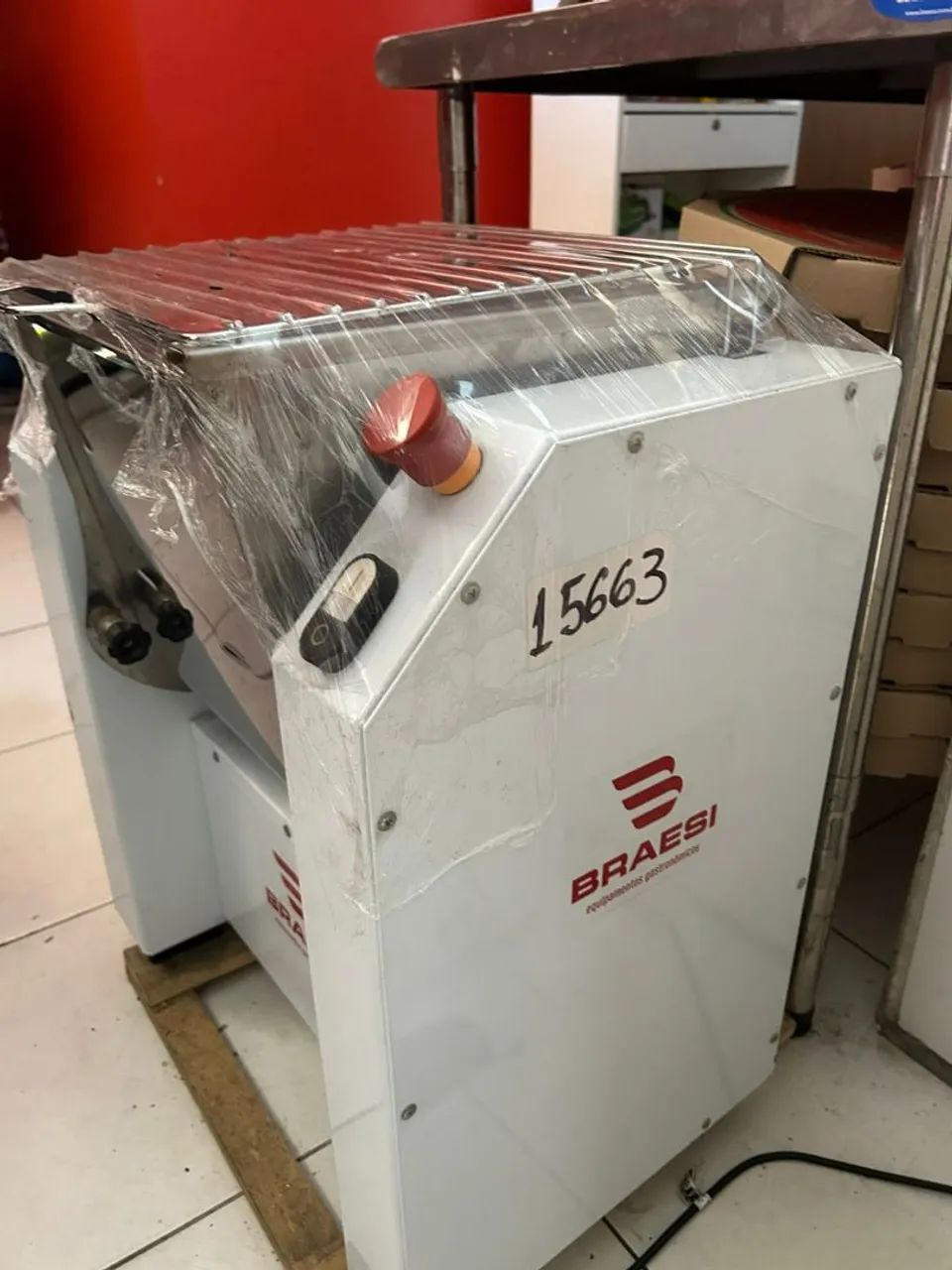 Masseira, 15 KL  nunca usada, aceito cartão 