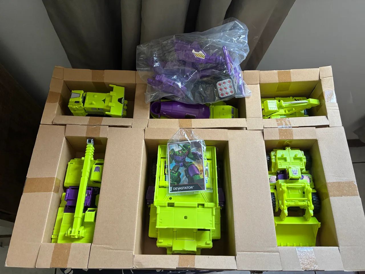 Transformers Devastador Titan Returns Hasbro - Foto 2