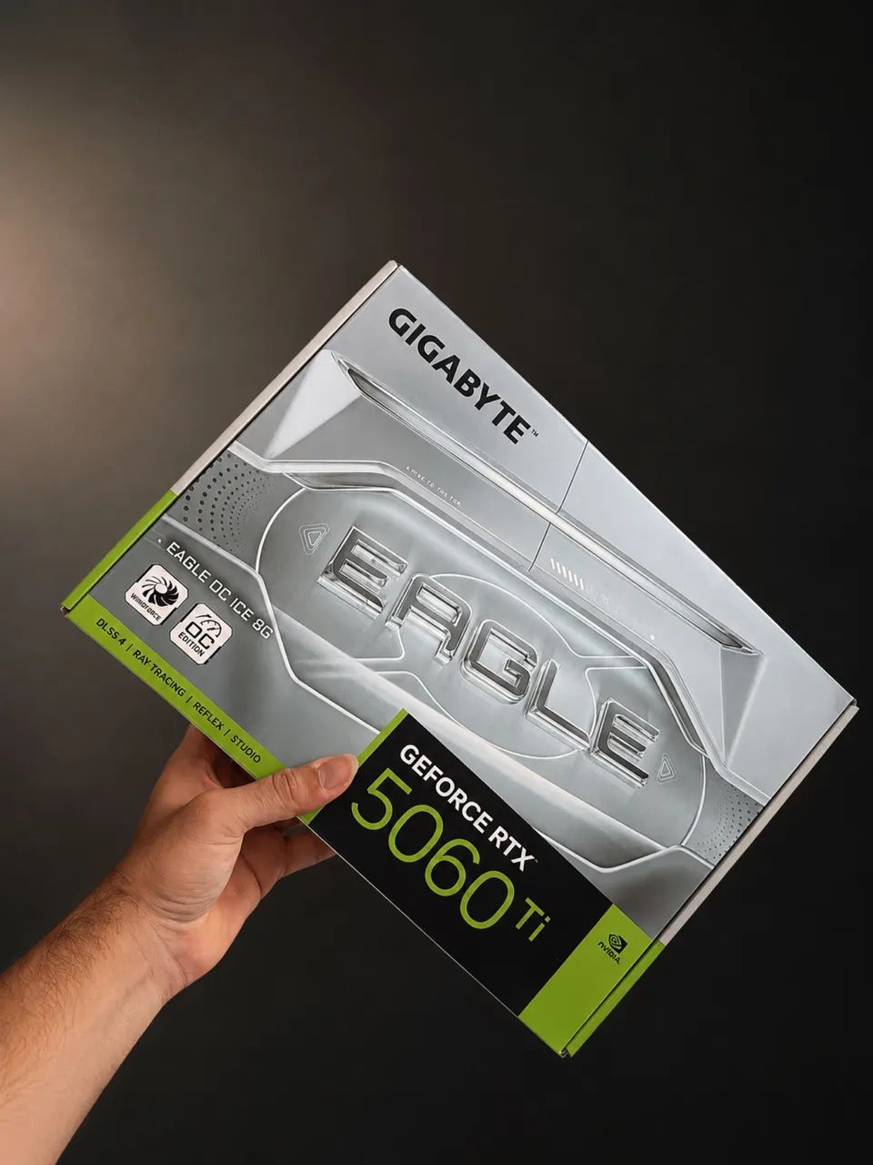RTX 5060ti 8GB EAGLE OC ICE - Foto 2