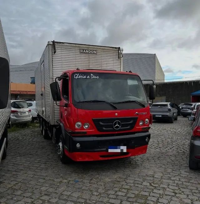 Accelo 1316 2015 6x2 Baú de 7 mts 