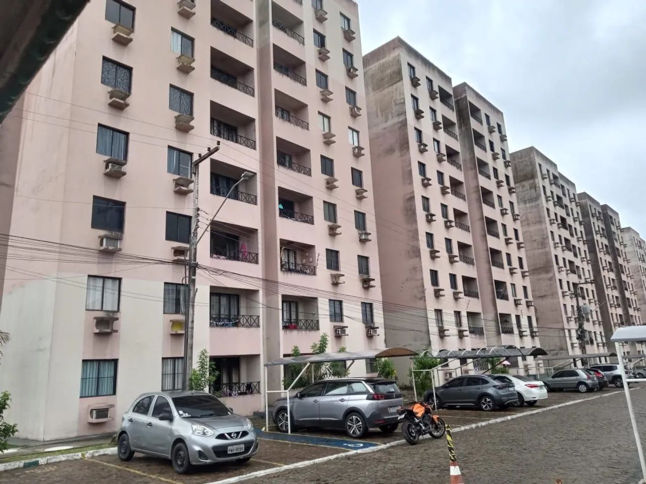 Alugo apartamento no tabuleiro dos Martins 