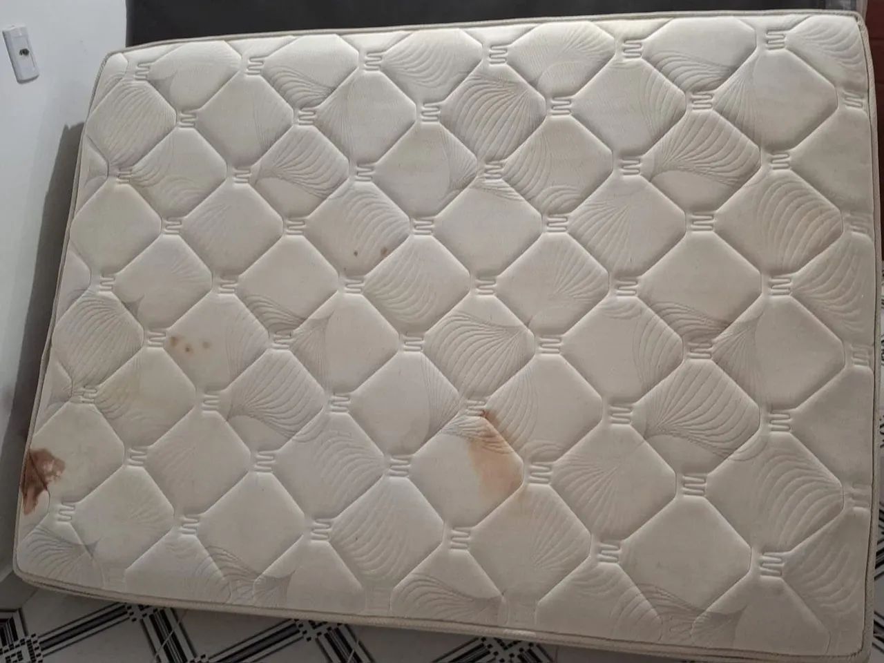 Cama box casal