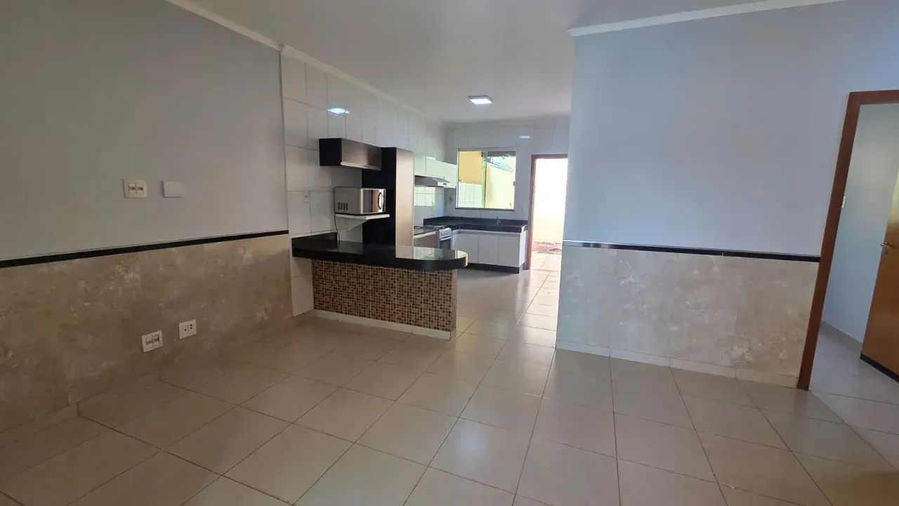 Casa Espaçosa 3 quartos com Suíte Quintal - Foto 5
