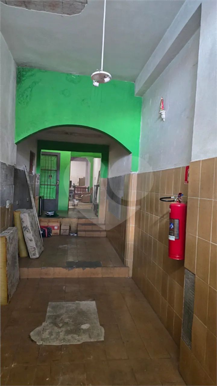 Salão Comercial à venda em Centro - SP