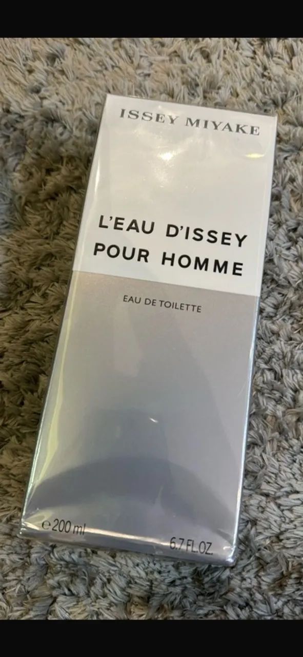 Perfumes Issey Miyake e BVLGARI