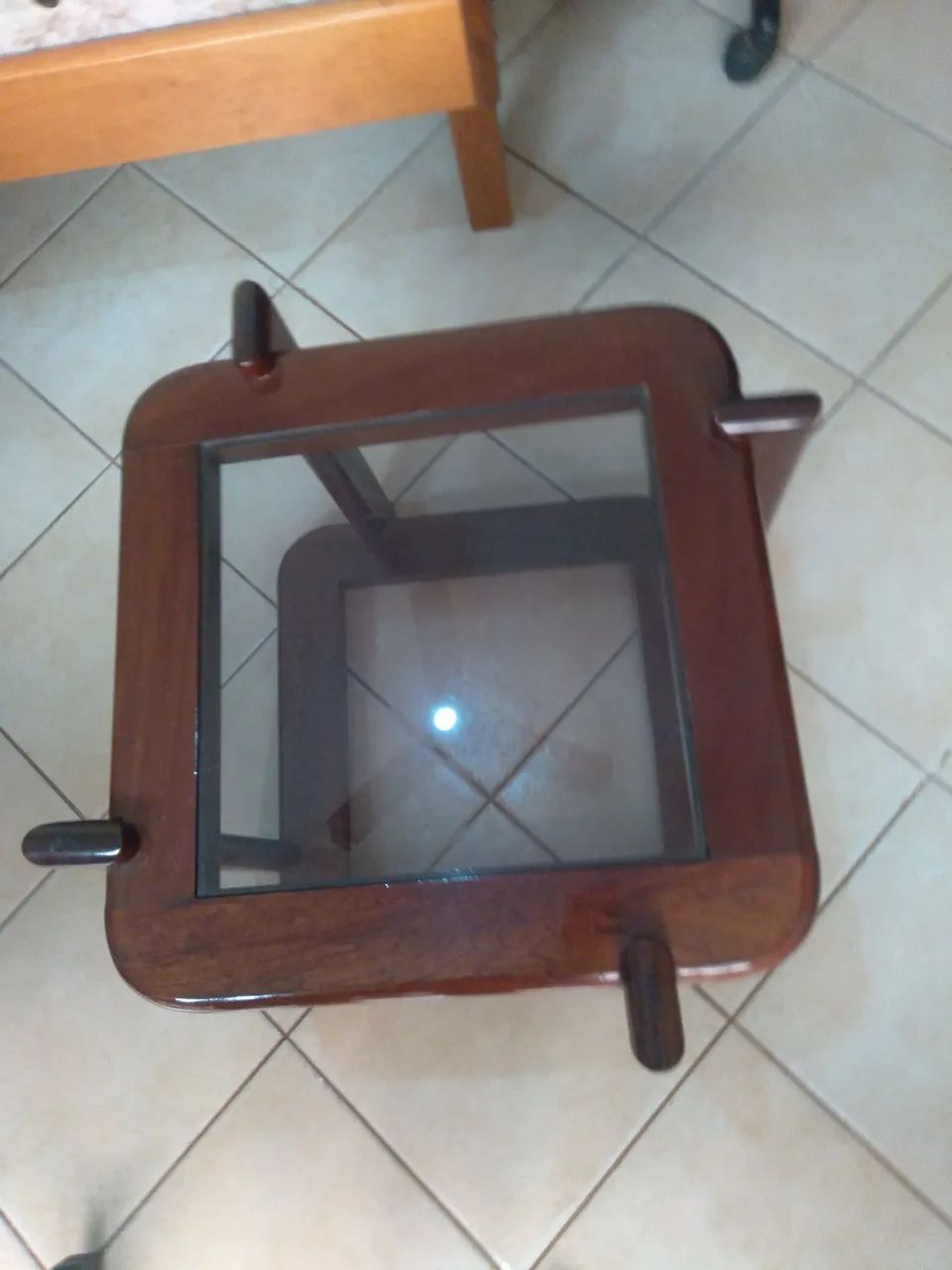 Mesa de centro tampa de vidro , cor mogdo