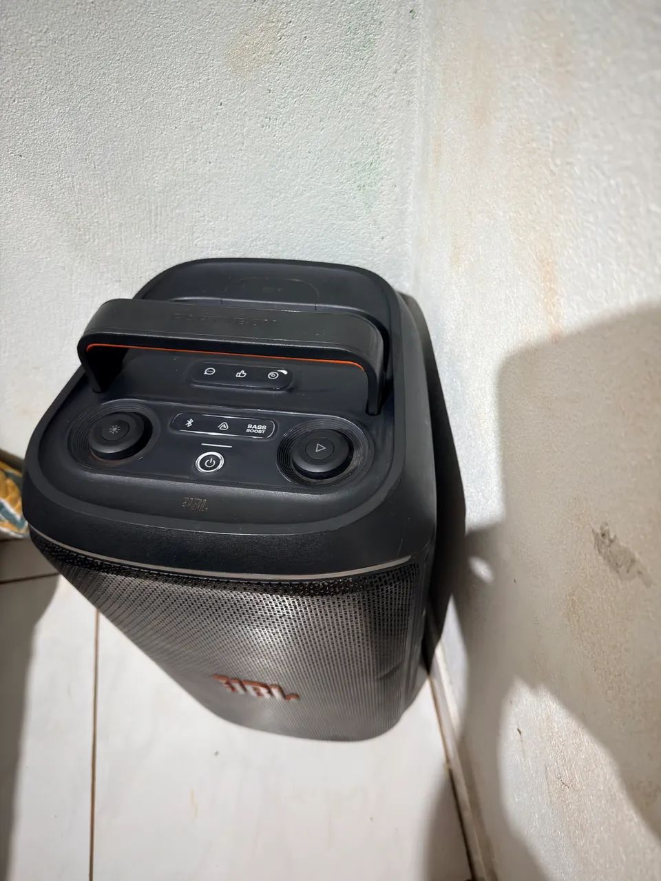 Caixa jbl partbox club 120 