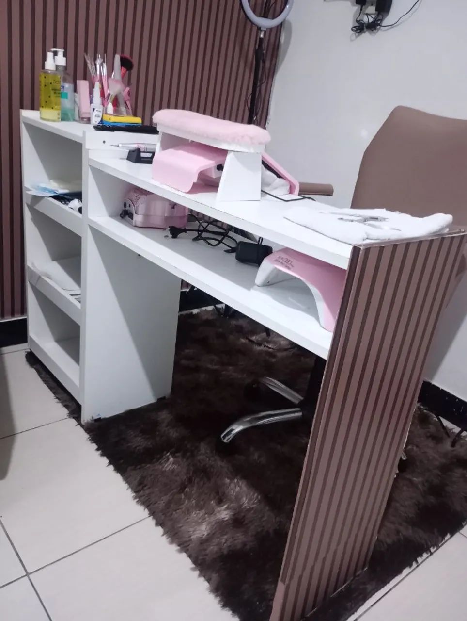 Carrinho auxiliar de Manicure/ e Mesa de manicure  - Foto 4