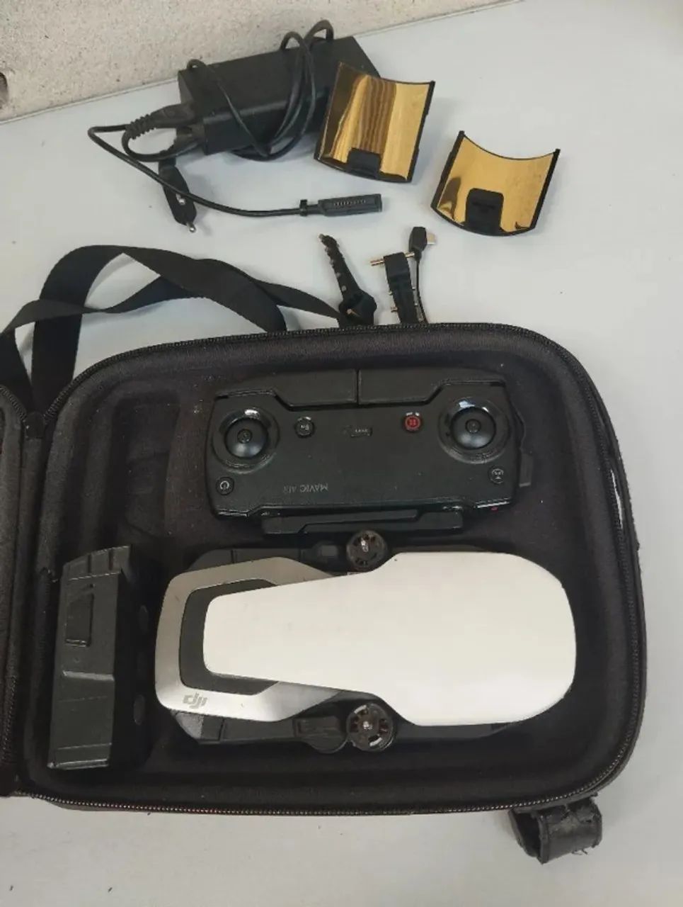 Drone Mavic completo com uma bateria
