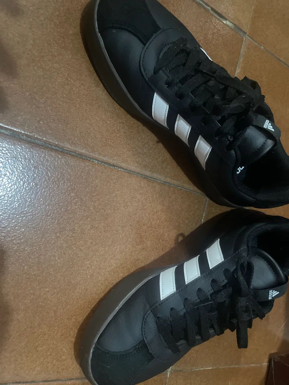 Tênis adidas - Foto 2
