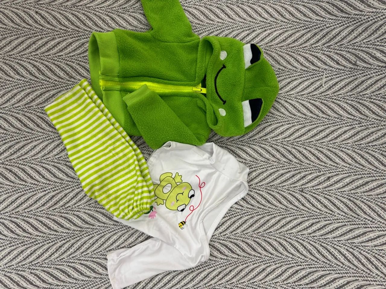 Roupinhas para bonecas bebê reborn  - Foto 3