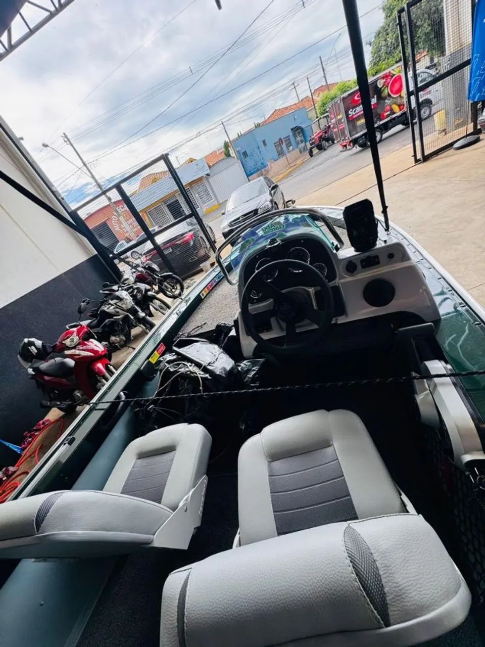 Marfim 6.0 Levefort (Sport Fishing Freestyle) 2025 semi nova 