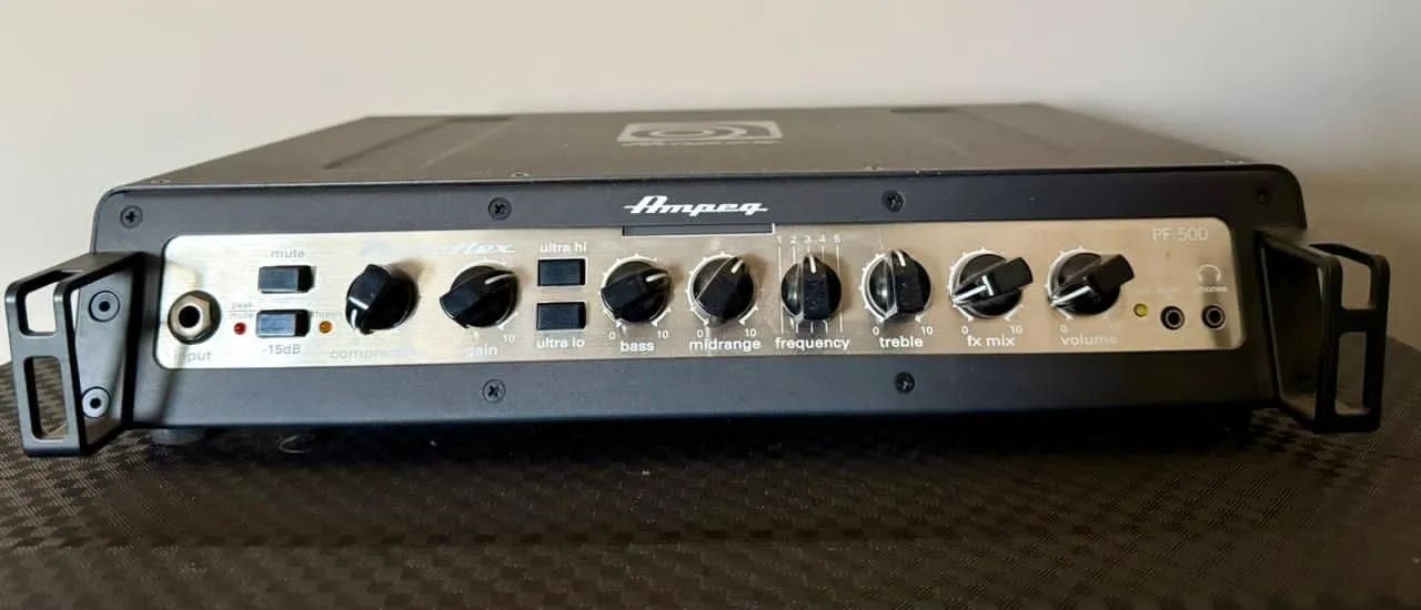 Amplificador baixo Ampeg head PF500 e gabinete PF210HE