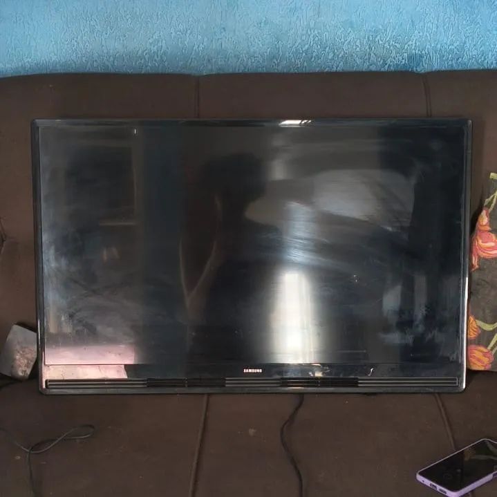 Tv Samsung a cabo 32 polegadas sem defeito - Foto 2