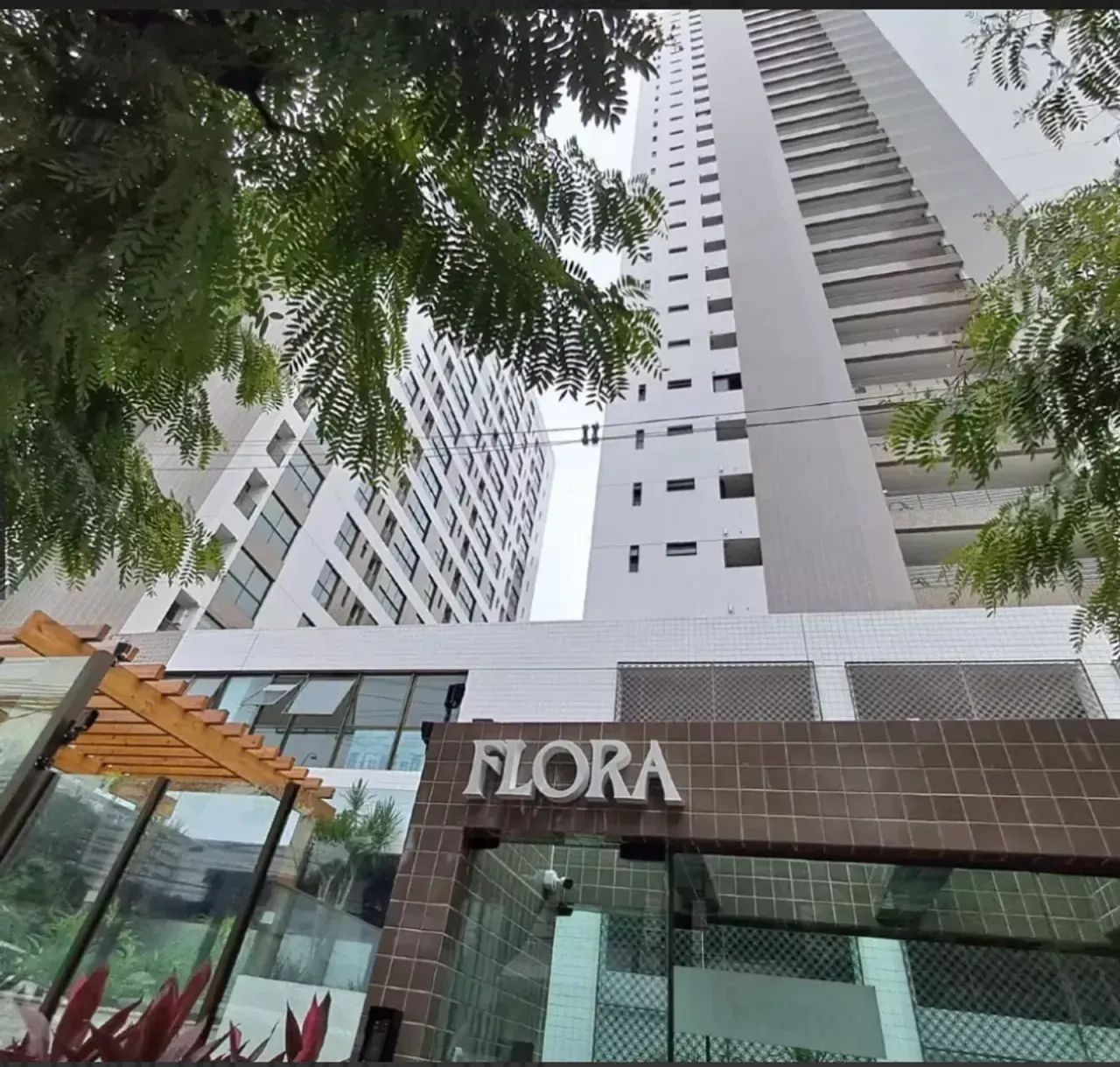 ALUGO LINDO E NOVO APARTAMENTO NO EDIFÍCIO BOTANICK