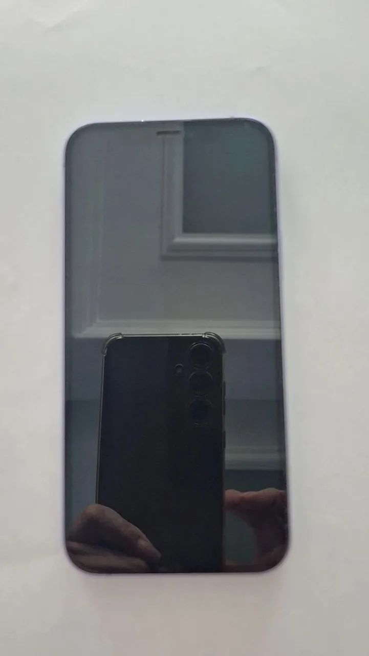 IPhone 12 com cabo e carregador - Foto 2