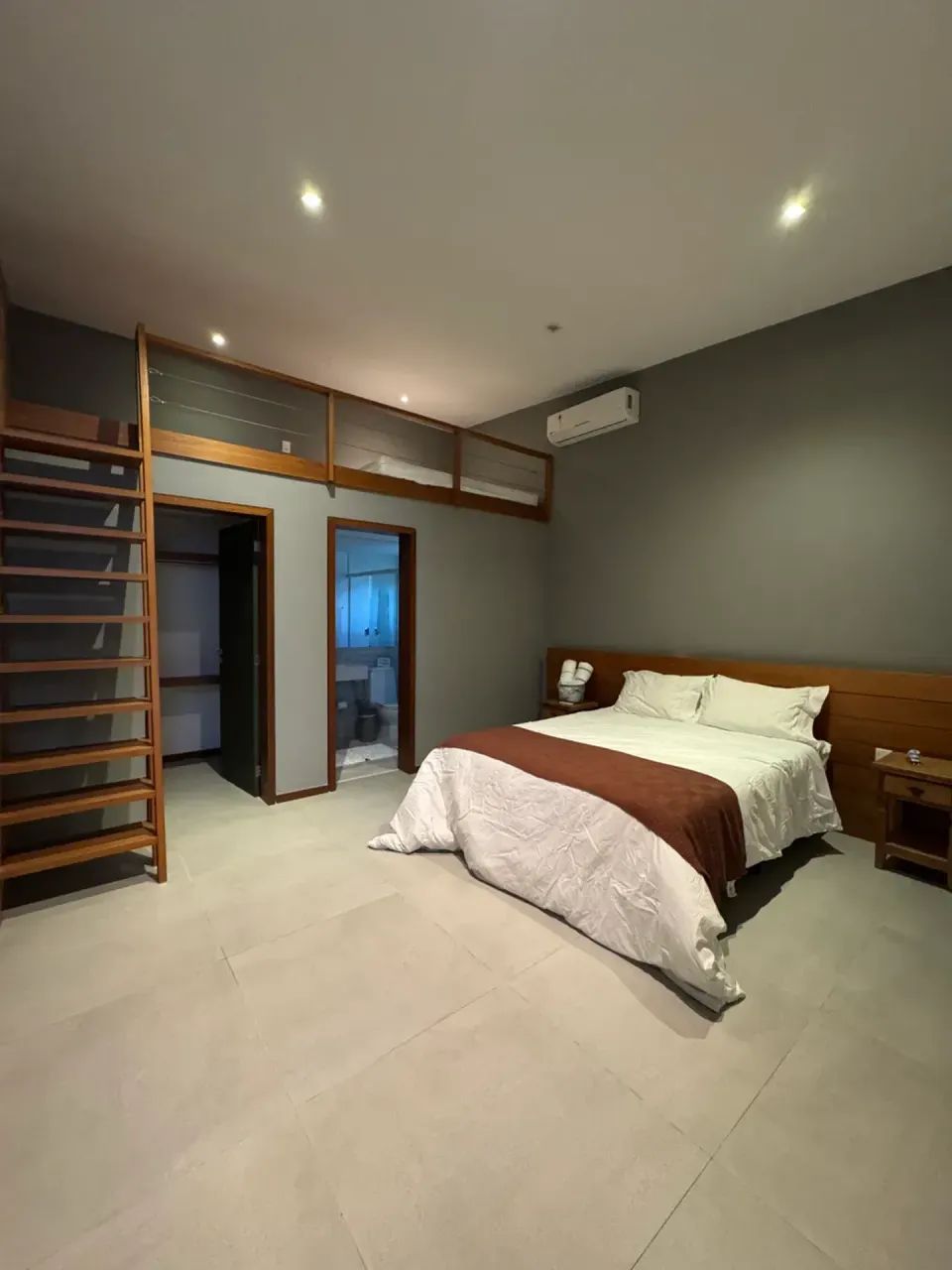 Casa para aluguel com 480 metros quadrados com 5 quartos - Foto 4