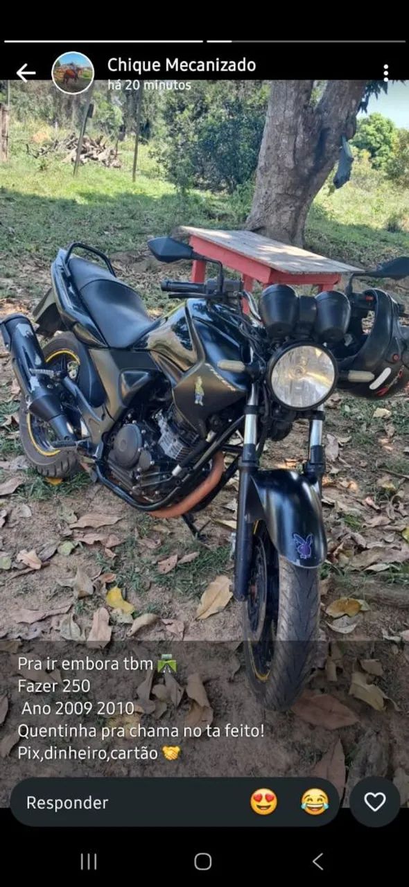 Moto a venda