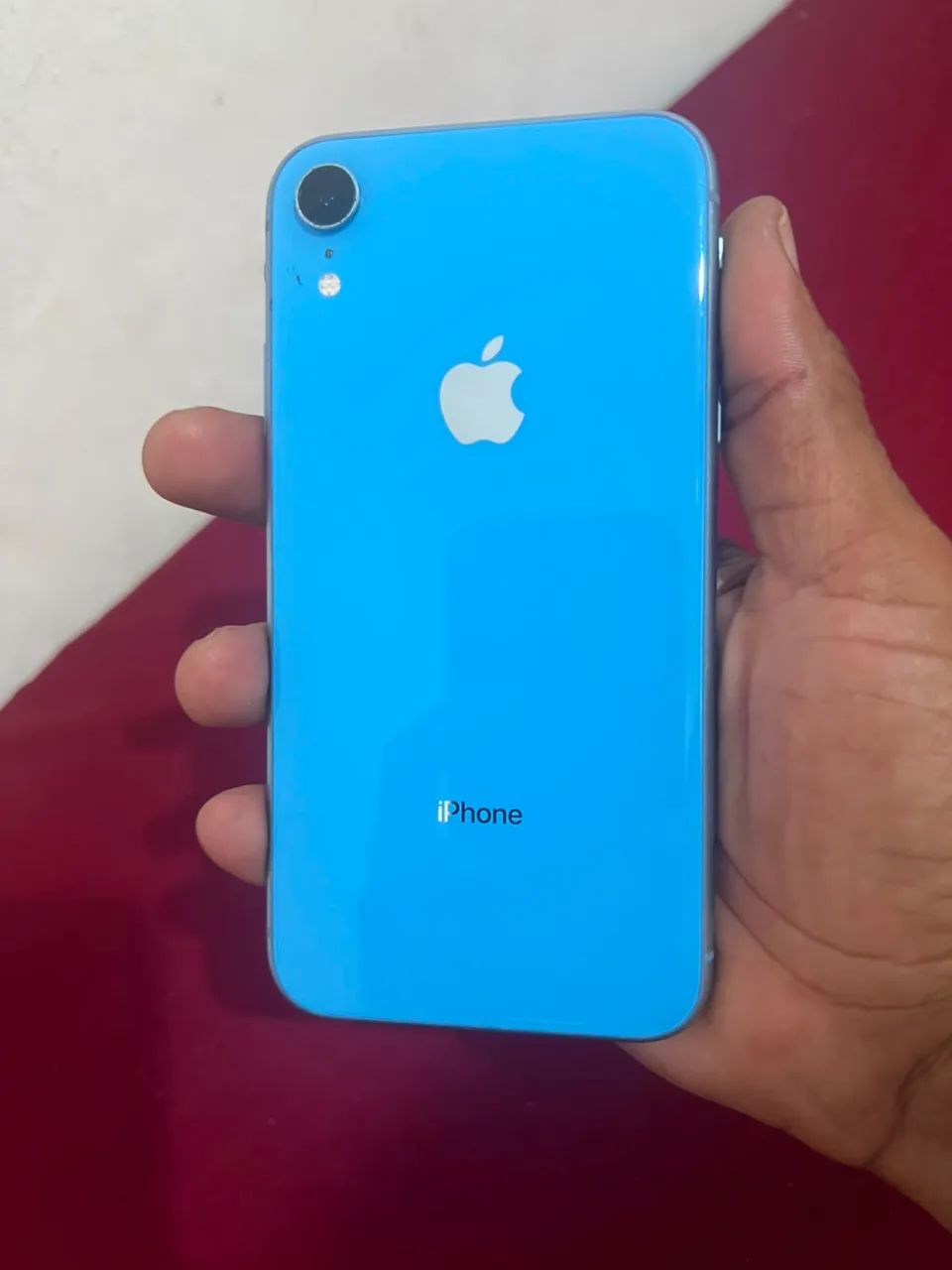 VENDO IPHONE XR 64 GB
