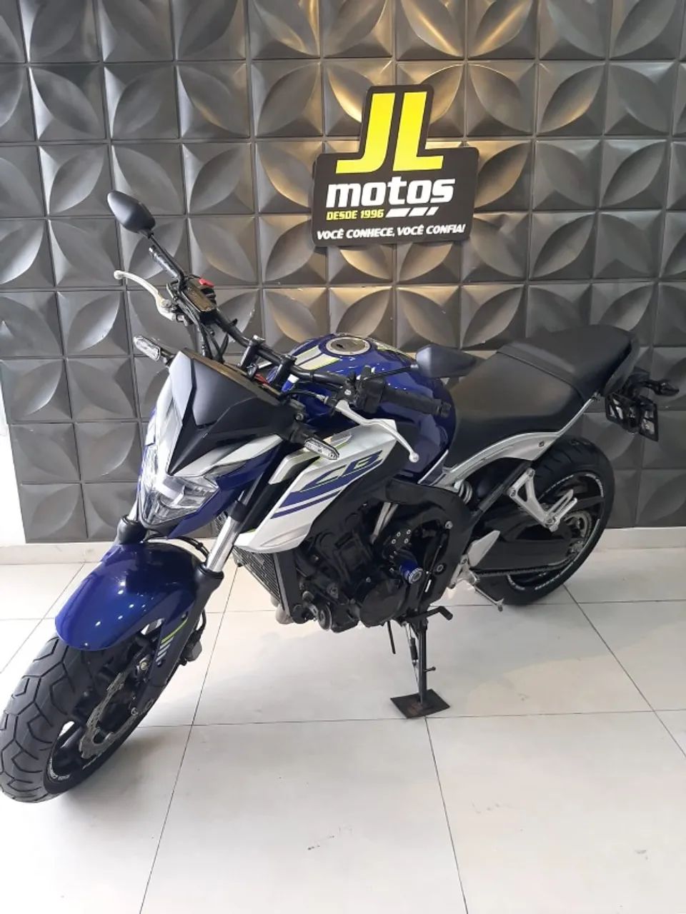 CB 650F 2018 IMPECAVEL  - Foto 3