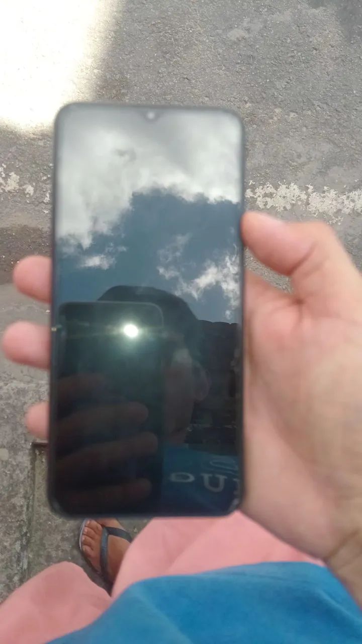 Vendo esse celular redmi 09  - Foto 2