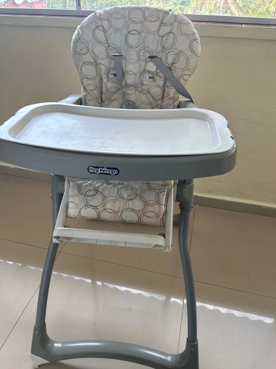 CADEIRA DE ALIMENTAÇÃO PEG-PÉREGO