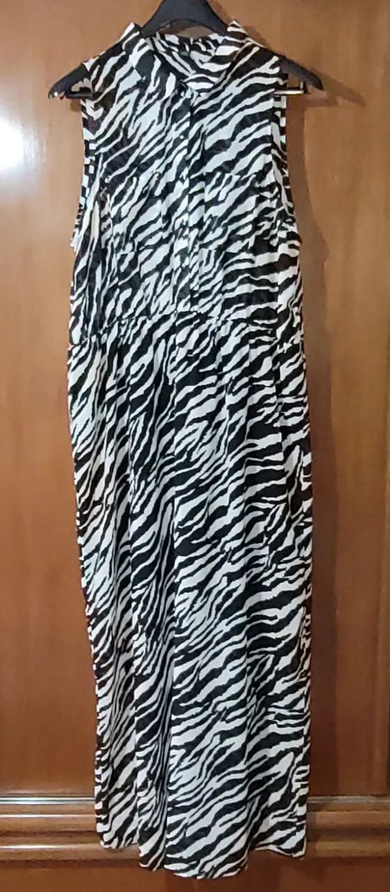Vestido zebra longo plus size - usado