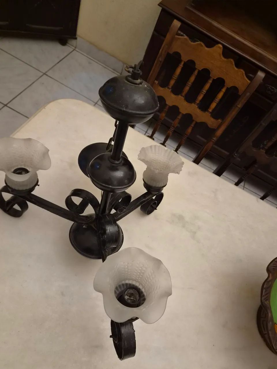 Lustre em ferro estilo colonial com e cúpulas - Foto 2