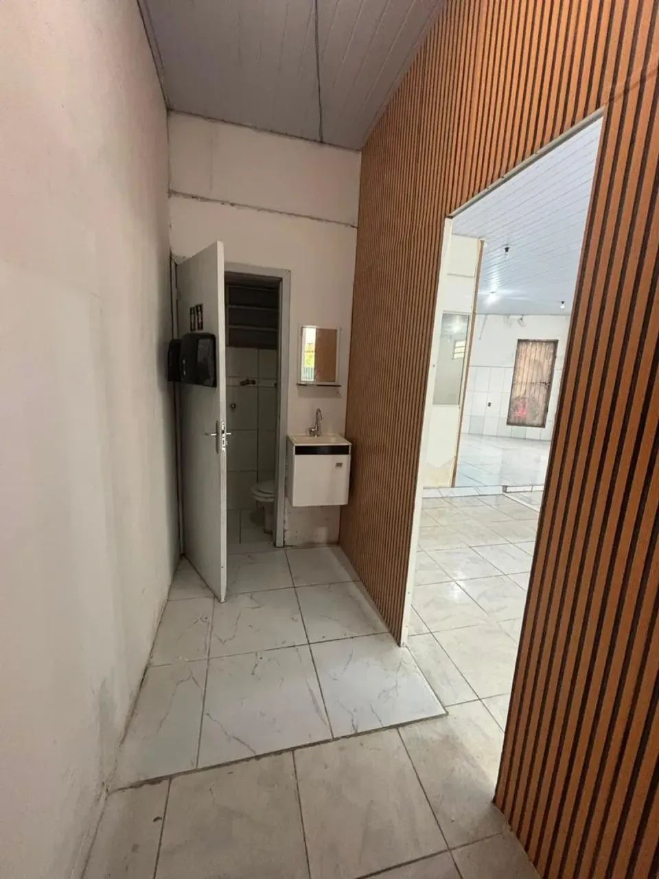 Sala para augar com 147m² em Areias - São José - SC - Foto 3