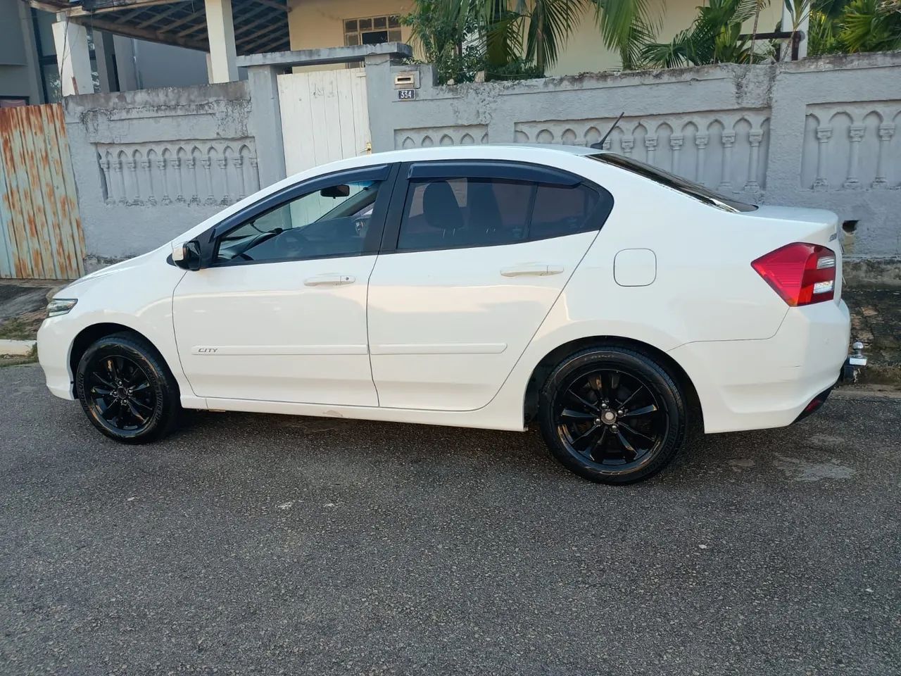 Honda City 1.5 LX 16V FLEX 4P AUTOMÁTICO 2013