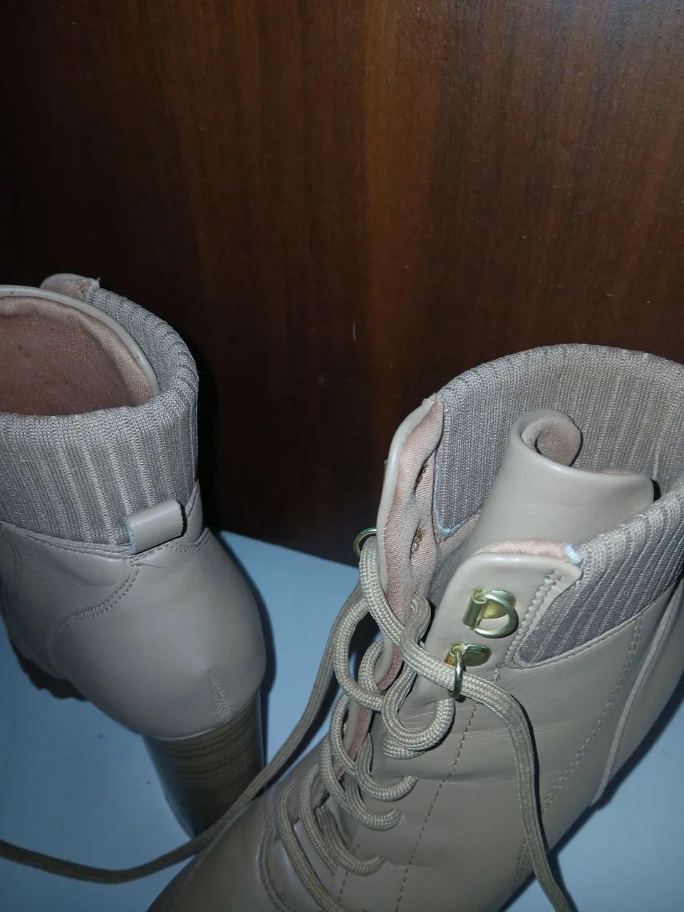 BOTA MARROM - VIZZANO - ÓTIMO ESTADO - Foto 4