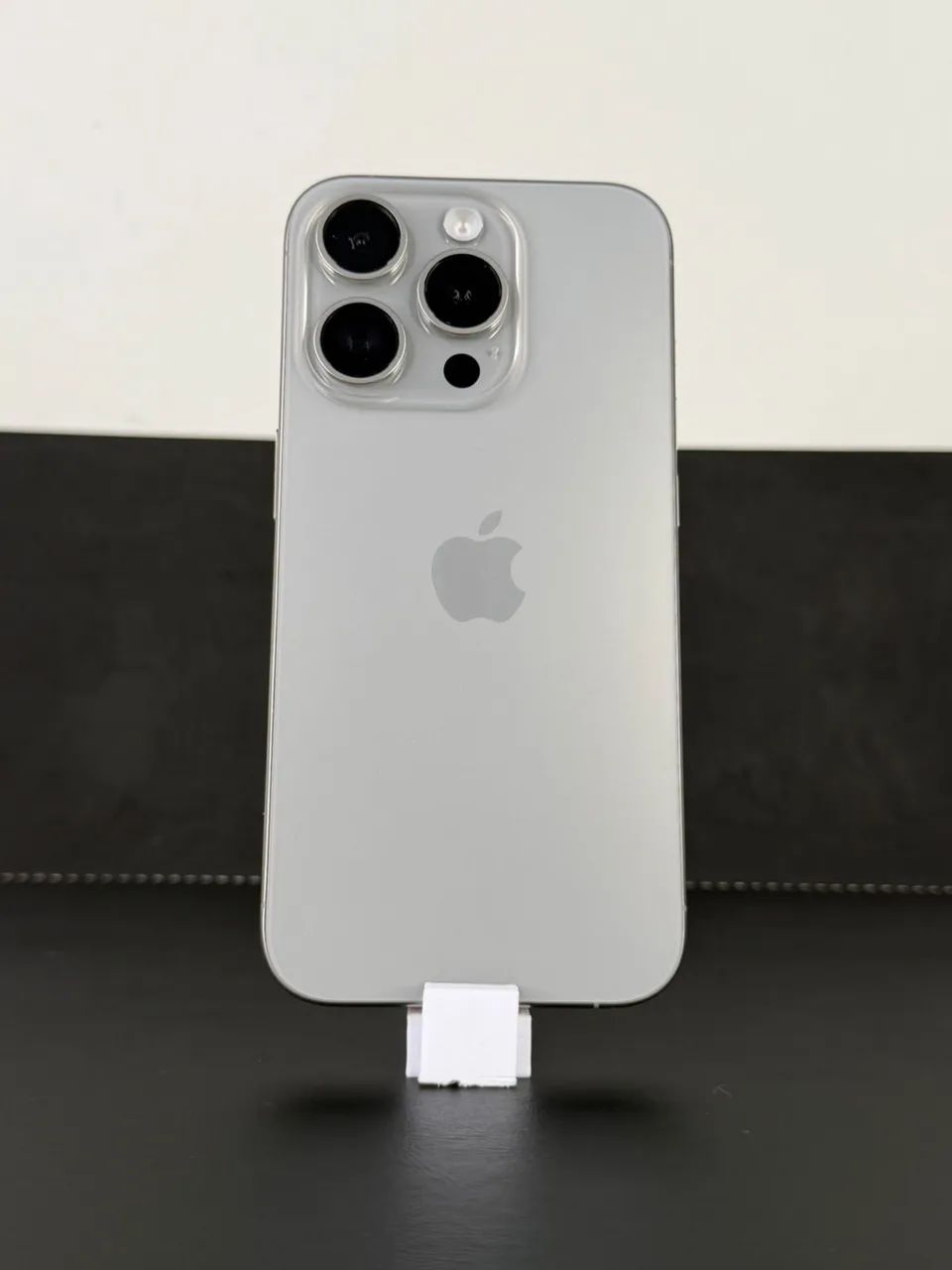 Vendo iPhone 15 PRO MAX  - Foto 2