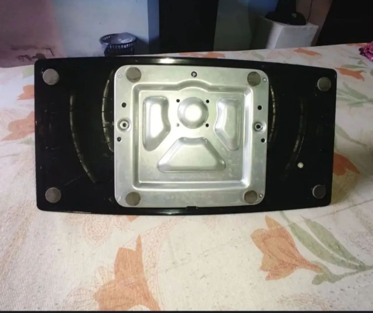 Suporte de mesa TV LG 32 Polegadas - Foto 3
