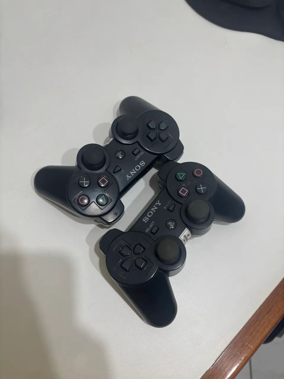 PS3 (com defeito) + 2 controles + 12 jogos. - Foto 4