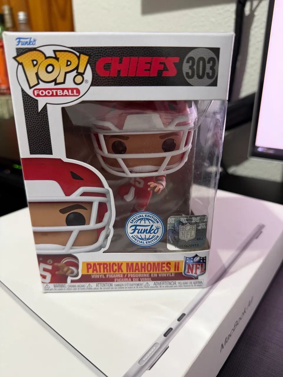 Funko Pop Patrick Mahomes II Lacrado