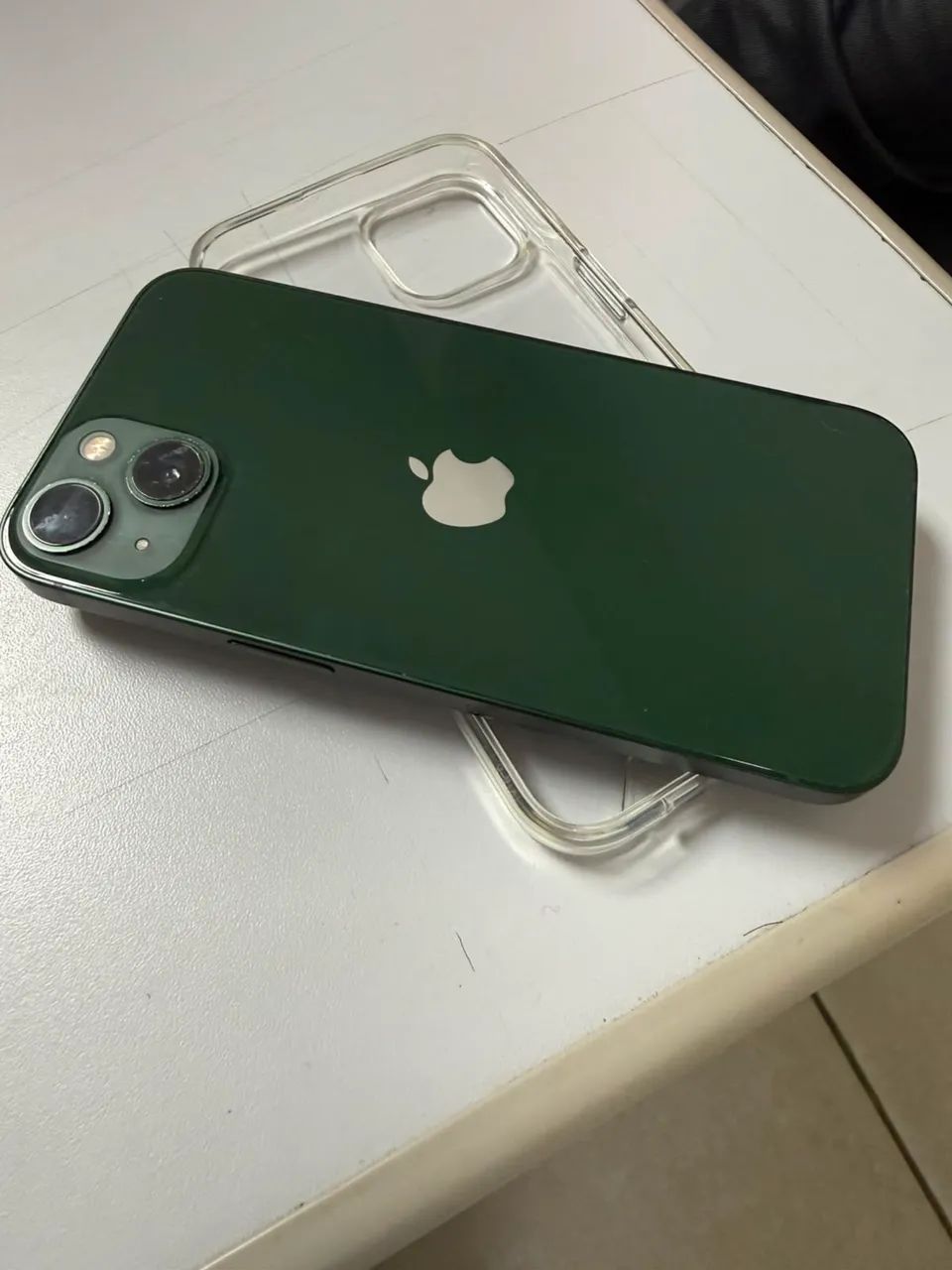 iPhone 13 Verde em Ótimo Estado + Capinha e Película  - Foto 5