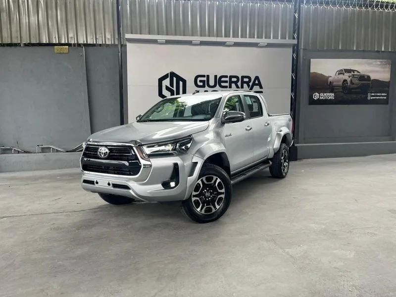 Toyota Hilux Hilux CD SRX Plus 4x4 2.8 TDI Die. Aut. 2024